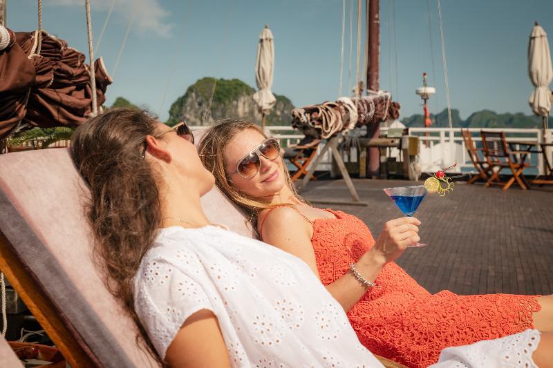 Heritage Line Violet Cruise - Halong Bay & Lan Ha Bay Ha Long Exterior foto